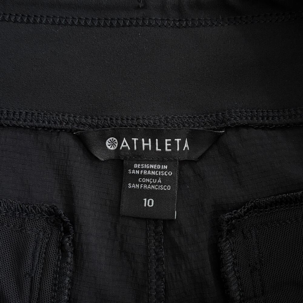 Athleta Trekkie North Mid Rise Short in Black - Size: 10 - Picture 5 of 7
